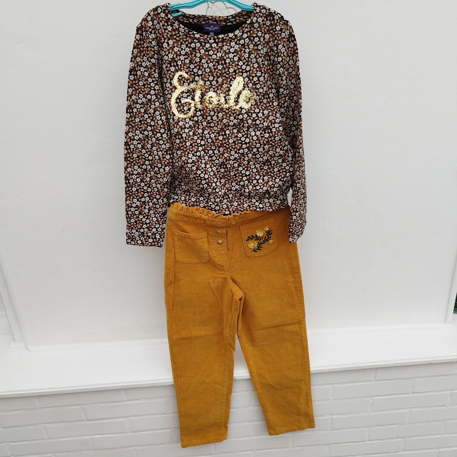 Jolie ensemble 9 ans 